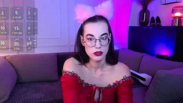 Snapshot of EmmaJakson chatting on October 24, 2025, 3:44 pm EmmaJakson online show from October 24, 2025, 3:44 pm