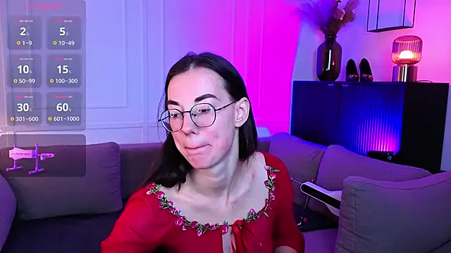 Snapshot of EmmaJakson chatting on October 16, 2025, 4:59 pm EmmaJakson online show from October 16, 2025, 4:59 pm