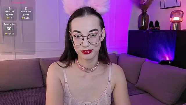 Snapshot of EmmaJakson chatting on September 27, 2025, 2:12 pm EmmaJakson online show from September 27, 2025, 2:12 pm