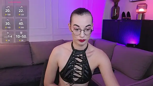 Snapshot of EmmaJakson chatting on October 8, 2025, 3:24 pm EmmaJakson online show from October 8, 2025, 3:24 pm
