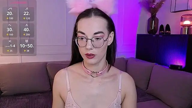 Snapshot of EmmaJakson chatting on September 21, 2025, 4:12 pm EmmaJakson online show from September 21, 2025, 4:12 pm