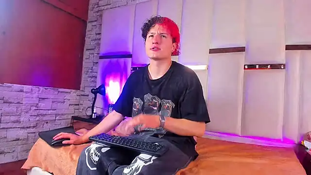 Snapshot of ANLLELOAndANGELA chatting on November 25, 2025, 4:40 pm ANLLELOAndANGELA online show from November 25, 2025, 4:40 pm