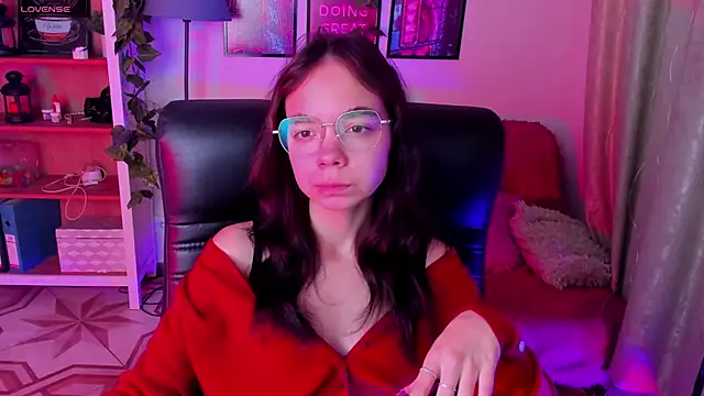 Elise Noir online show from October 12, 2025, 3:35 pm