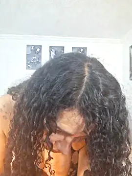 Snapshot of Lina_444 chatting on February 20, 2026, 6:19 am Lina 444 online show from February 20, 2026, 6:19 am