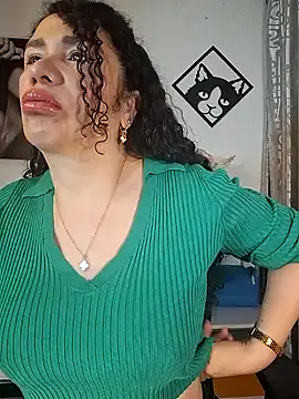 Snapshot of Lina_444 chatting on January 14, 2026, 2:04 am Lina 444 online show from January 14, 2026, 2:04 am