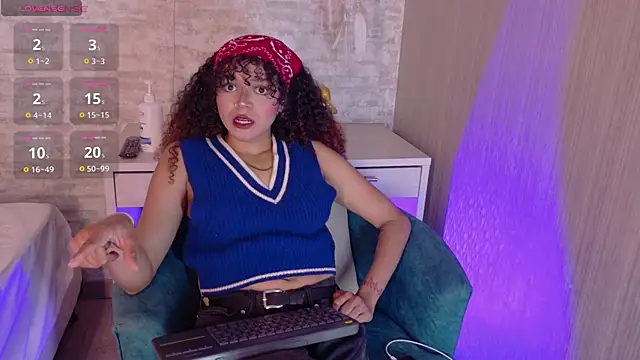 Snapshot of rossvega chatting on October 28, 2025, 11:03 pm rossvega online show from October 28, 2025, 11:03 pm