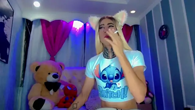 Julia Bulette1 online show from March 23, 2026, 1:17 am