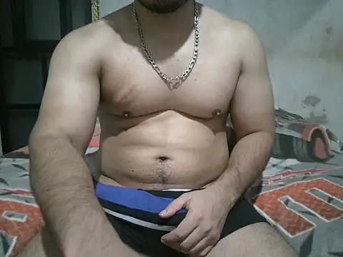 Snapshot of Alcee490 chatting on November 23, 2025, 2:32 am Alcee490 online show from November 23, 2025, 2:32 am