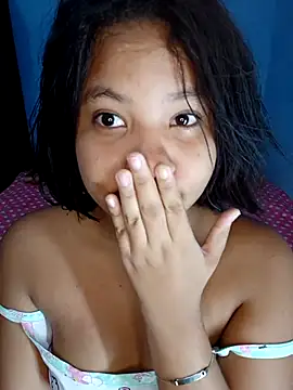 little onixx online show from November 6, 2025, 11:58 am