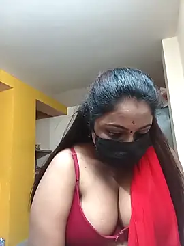 queendivya online show from February 21, 2026, 2:41 pm