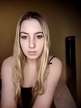xincognito666x online show from November 23, 2025, 3:33 pm