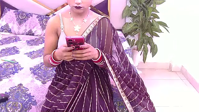 Lovelyy-couple online show from February 16, 2026, 3:43 pm