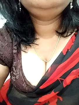 divya-jannu online show from November 18, 2025, 4:21 pm