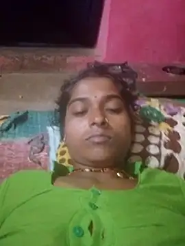 Snapshot of Hot_reshmaji chatting on November 14, 2025, 10:13 pm Hot reshmaji online show from November 14, 2025, 10:13 pm