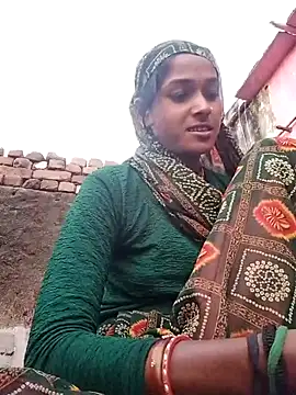 Hot reshmaji online show from February 7, 2026, 12:35 pm