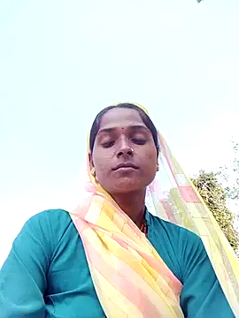 Snapshot of Hot_reshmaji chatting on November 10, 2025, 8:08 am Hot reshmaji online show from November 10, 2025, 8:08 am