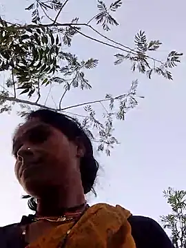 Hot reshmaji online show from April 16, 2026, 12:44 am