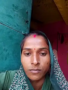 Snapshot of Hot_reshmaji chatting on October 11, 2025, 8:15 am Hot reshmaji online show from October 11, 2025, 8:15 am