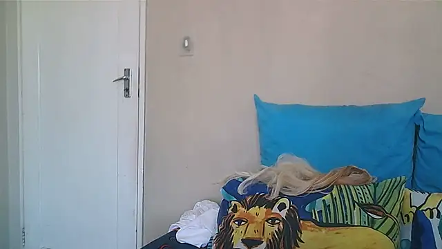 GAIGANTICBOOBS online show from May 16, 2026, 8:13 am