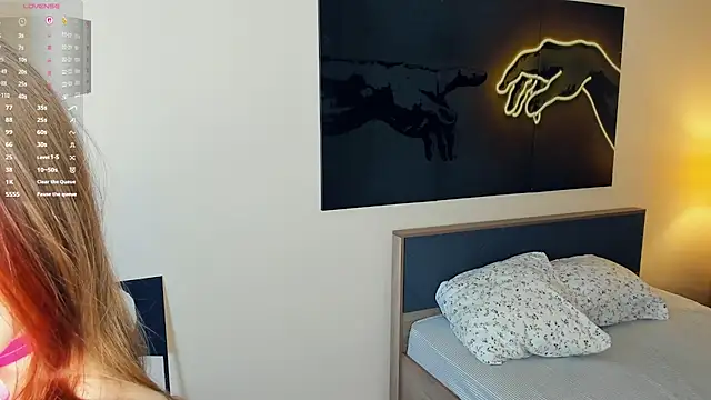 Snapshot of MaliaBourraine chatting on January 8, 2026, 7:03 am MaliaBourraine online show from January 8, 2026, 7:03 am