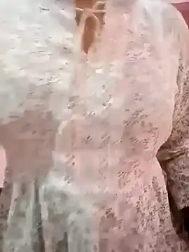 Snapshot of pari_rani7 chatting on November 6, 2025, 5:00 am pari rani7 online show from November 6, 2025, 5:00 am