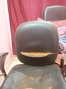 Snapshot of pari_rani7 chatting on October 22, 2025, 4:01 am pari rani7 online show from October 22, 2025, 4:01 am