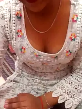 pari rani7 online show from February 11, 2026, 3:50 am