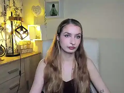 Snapshot of NinaBlond1 chatting on November 12, 2025, 6:39 am NinaBlond1 online show from November 12, 2025, 6:39 am