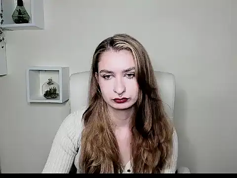 Snapshot of NinaBlond1 chatting on November 4, 2025, 9:24 am NinaBlond1 online show from November 4, 2025, 9:24 am