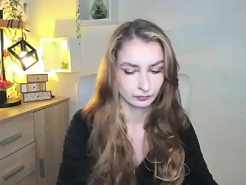 Snapshot of NinaBlond1 chatting on November 28, 2025, 6:35 am NinaBlond1 online show from November 28, 2025, 6:35 am