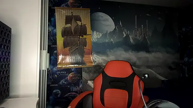 Elira Breeze online show from November 13, 2025, 12:31 pm