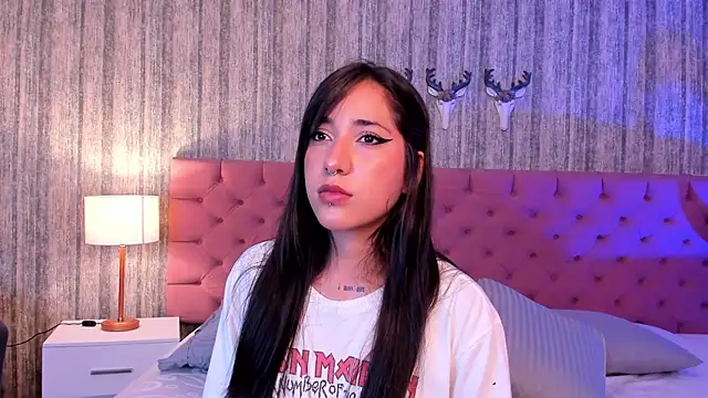 LiaaTurner online show from January 14, 2026, 8:12 pm