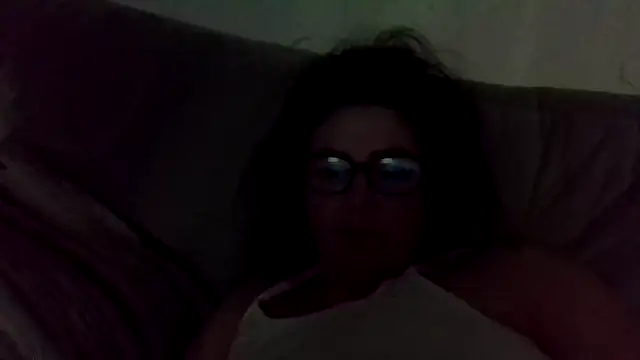 Snapshot of Rileyxxx69 chatting on November 25, 2025, 3:40 am Rileyxxx69 online show from November 25, 2025, 3:40 am