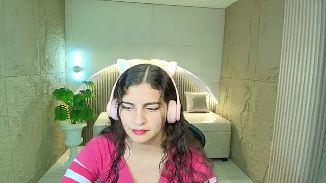 dany r  online show from February 28, 2026, 1:11 pm