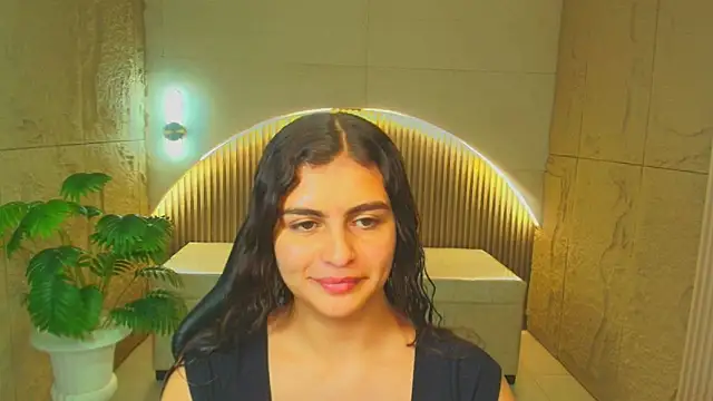 dany r  online show from December 17, 2025, 1:05 pm