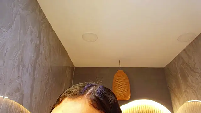 Snapshot of dany_r_ chatting on November 5, 2025, 1:25 pm dany r online show from November 5, 2025, 1:25 pm