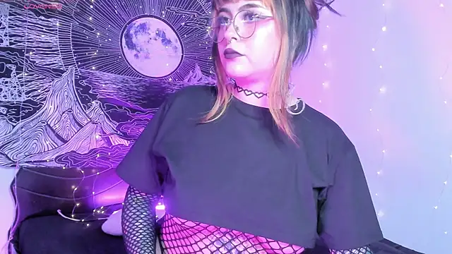 Hallucigenia  online show from November 20, 2025, 6:41 pm