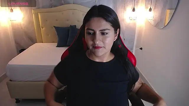 Samy moore14 online show from September 22, 2025, 1:39 pm