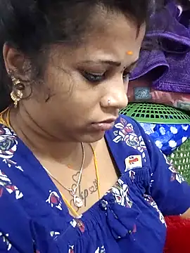 sweetqueen143 online show from March 14, 2026, 6:03 pm