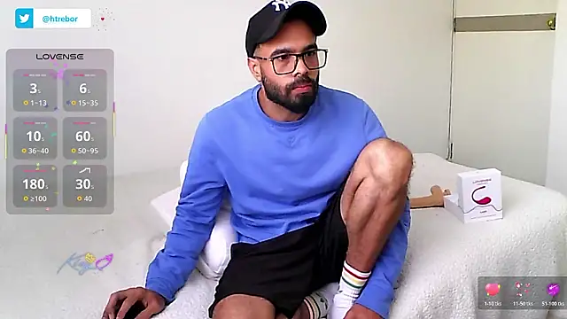 Snapshot of htrebor87 chatting on February 16, 2026, 6:50 pm htrebor87 online show from February 16, 2026, 6:50 pm