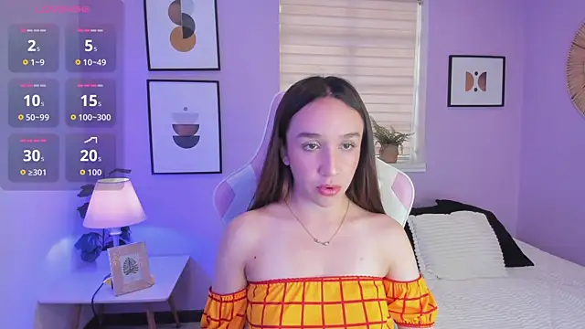 Snapshot of aliissonn chatting on October 31, 2025, 12:13 pm aliissonn online show from October 31, 2025, 12:13 pm