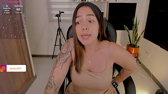 Snapshot of TaniaVelvet chatting on September 25, 2025, 4:46 pm TaniaVelvet online show from September 25, 2025, 4:46 pm