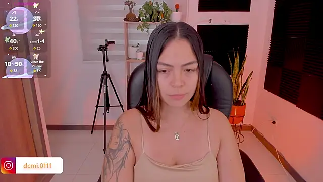 Snapshot of TaniaVelvet chatting on October 23, 2025, 4:27 pm TaniaVelvet online show from October 23, 2025, 4:27 pm