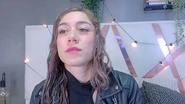 MyApril   online show from March 26, 2026, 11:52 am