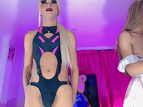 Snapshot of DaliaBacil25 chatting on October 28, 2025, 1:06 am DaliaBacil25 online show from October 28, 2025, 1:06 am