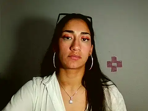 Snapshot of Miia__strog chatting on September 30, 2025, 6:25 pm Miia strog online show from September 30, 2025, 6:25 pm