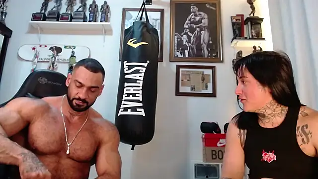 henryhadesflirt online show from April 15, 2026, 7:58 pm