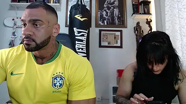 Snapshot of henryhadesflirt chatting on November 1, 2025, 2:44 pm henryhadesflirt online show from November 1, 2025, 2:44 pm