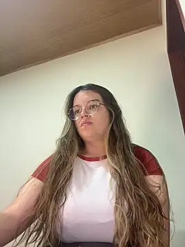 Snapshot of Aphrill chatting on September 26, 2025, 10:49 pm Aphrill online show from September 26, 2025, 10:49 pm