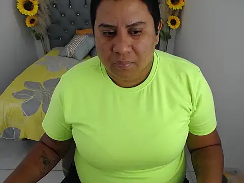 hotlesby valery online show from March 21, 2026, 8:02 pm